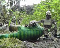 Video Friday: Robot Heads Do K-Pop, Pleo Gets Shot, and PR2 Tackles a Cucumber